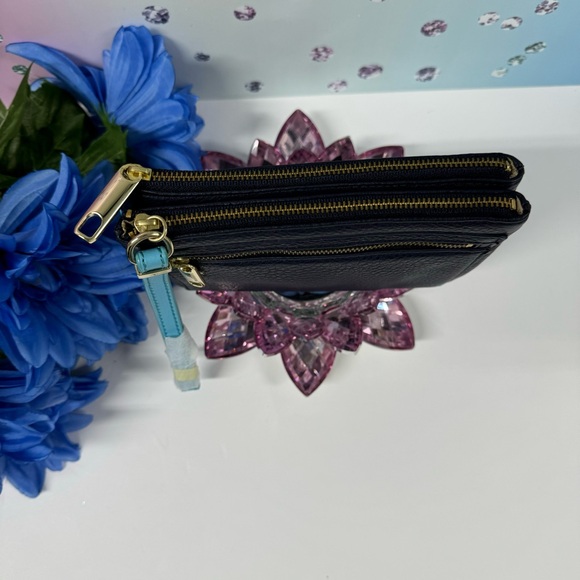 SALE NEW DOUBLE ZIP WRISTLET WALLET - Picture 6 of 10